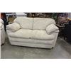 Image 3 : KENDYL COLLECTION WHITE MICROFIBER SOFA AND LOVE SEAT