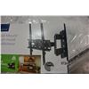 Image 3 : NEW OVERSTOCK INSIGNIA 33-46 INCH FULL MOTION TV WALL MOUNT, COMPLETE, UP TO 55 LBS