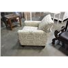 Image 3 : NEW ASHLEY FURNITURE ULPHOSTERED ACCENT CHAIR RETAIL $899