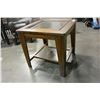 Image 2 : NEW ASHLEY SIGNATURE MODERN SQUARE ENDTABLE RETAIL $379
