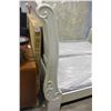 Image 6 : NEW ASHLEY SIGNATURE KINGSIZE WHITE CARVED SLEIGH BEDFRAME RETAIL $2999
