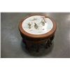 Image 4 : HIGHLY CARVED EASTERN TABLE WITH FOUR STOOLS