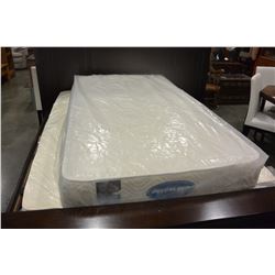 SINGLE SIZE DEEP SLEEP MATTRESS, FLOOR MODEL