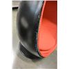 Image 3 : BLACK AND RED SWIVEL EGG CHAIR