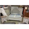Image 3 : NEW ASHLEY SIGNATURE KINGSIZE RUSTIC BEDFRAME AND 2 MATCHING NIGHSTANDS WITH POWER/USB RETAIL $3830