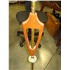 Image 2 : MID CENTURY TEAK AND BRASS TABLE LAMP