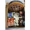 Image 2 : BOX OF MISC COLLECTIBLES INCLUDING BLUEBERRY PIE TIN