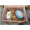 Image 2 : PICNIC BASKET, GLASSES, GARMENT STEAMER