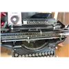 Image 2 : ANTIQUE UNDERWOOD TYPEWRITER