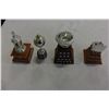 Image 3 : WAYNE GRETZKY FIGURE AND NHL MINI TROPHIES