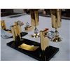 Image 2 : GOLD-PLATED AND BRASS PIECES