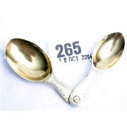 Unusual and fully hallmarked silver gilt folding double medicine spoon of very fine quality with poi