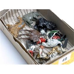 Box assorted lead animals