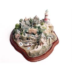 Limited Edition Lilliput Lane cottage Out Of The Storm 2633/3000