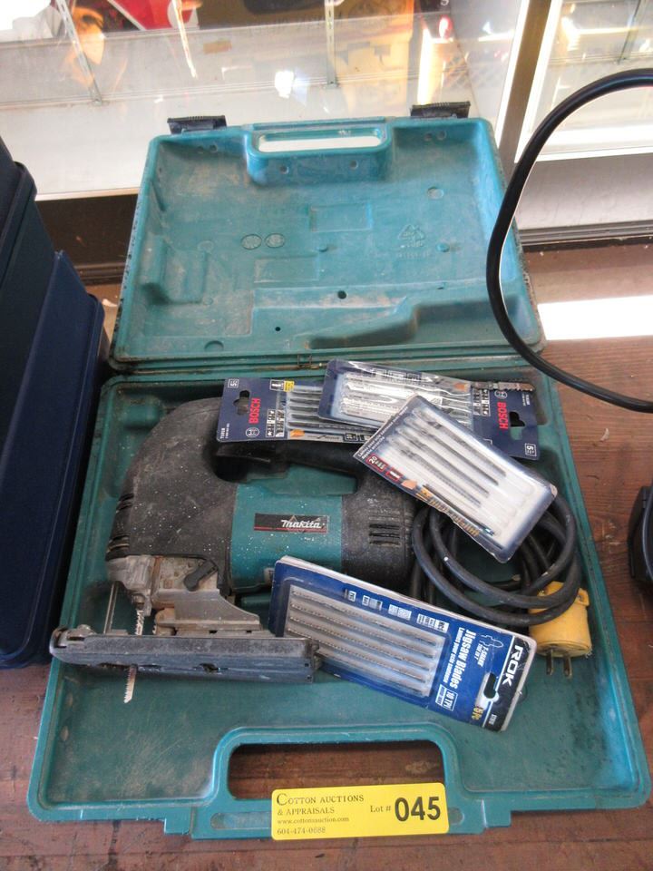 Makita Jig Saw Several Replacement Blades