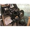 Image 2 : #11 EXCELSIOR Dual Ram Deep Throat Manual Notcher