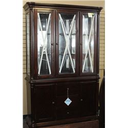 DAVINA BUFFET AND HUTCH