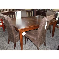 DERRY TABLE WITH 4 CHAIRS