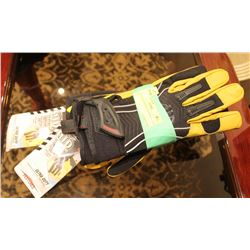 GTP PERFORMANCE GLOVES -L-  LOT OF 3