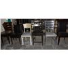 Image 1 : ROW OF 6 ASSORTED CHAIRS