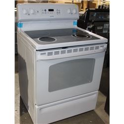 WHITE FREE STANDING MOFFAT 4 GLASS BURNER