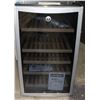 Image 1 : GE WINE OR BEVERAGE CENTER 4.1 CU FT