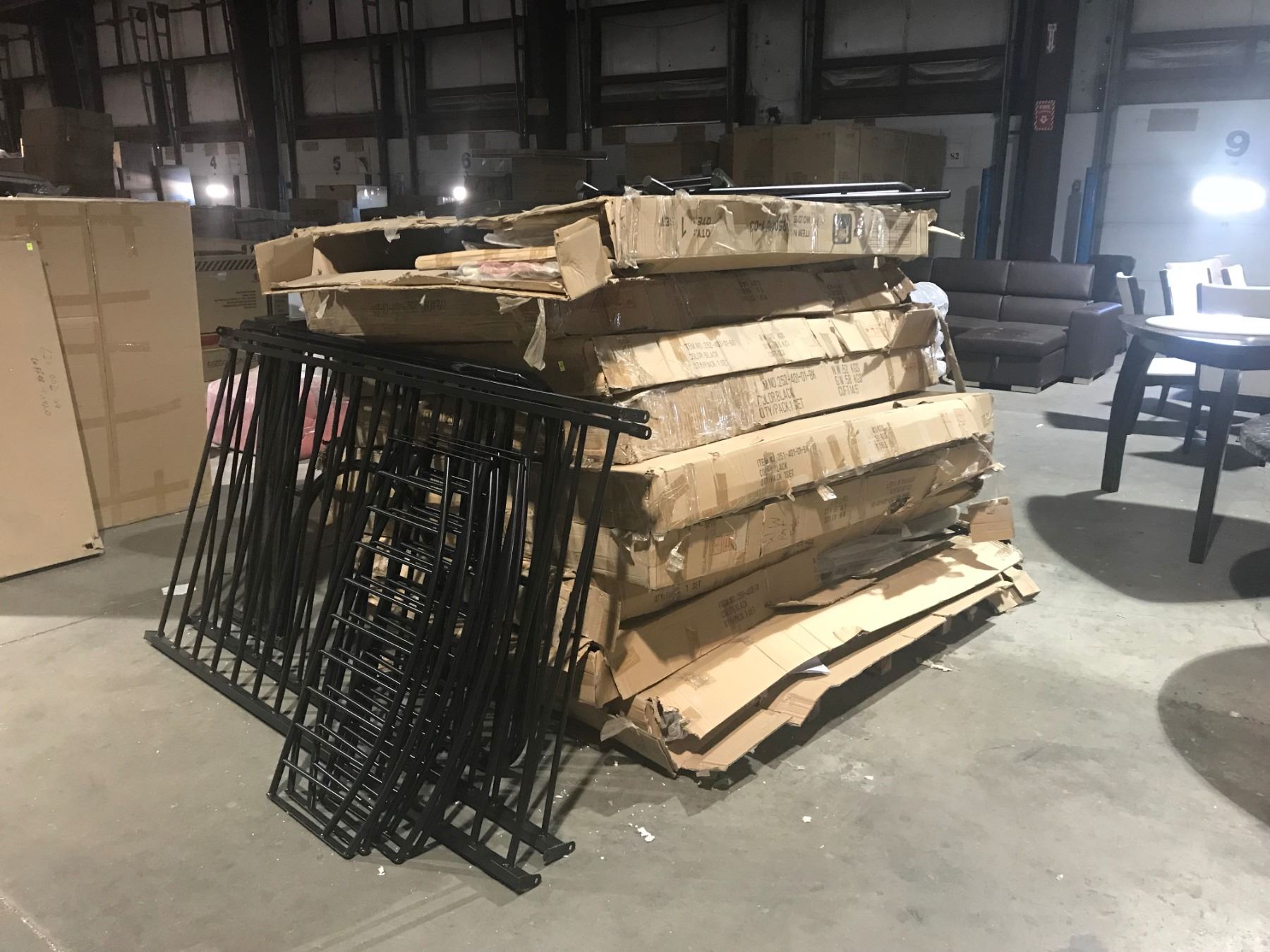 LOT OF ASSORTED BUNK BED PARTS - Kastner Auctions