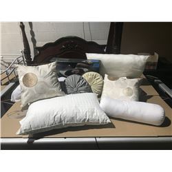 TOSS CUSHIONS BAG