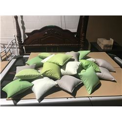 TOSS CUSHIONS BAG