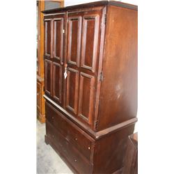 SAXON TV ARMOIRE