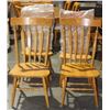 Image 1 : LOT OF  4 LIGHT OAK SIDE CHAIRS