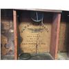 Image 2 : Eli Terry & Son Column and Splat Shelf Clock