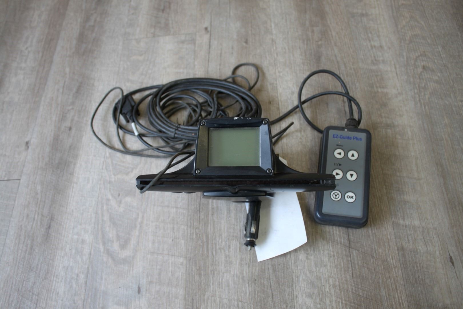 Trimble Ez Guide Plus 150 Guidance Lightbar And Remote Control