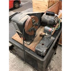 CRAFTSMAN WOOD LATHE WITH 4 JAW CHUCK