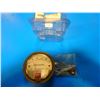 Image 2 : *APPEARS NEW* DWYER MAGNEHELIC PRESSURE GAUGE