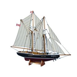 Wooden Bluenose Model Sailboat Decoration 17"