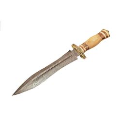 Absolutely Fabulous, Hand-Made Custom Damascus Steel Hunting Dagger. The hundreds of hours of work