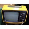 Image 1 : VINTAGE RCA MINI TV