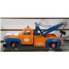Image 2 : 2 DIE CAST TOW TRUCKS