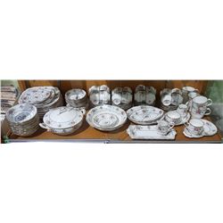 APPROX 93 PC ROYAL ALBERT PETIT POINT CHINA SET