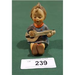 VINTAGE GOEBEL W. GERMANY FIGURINE