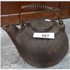 Image 1 : VINTAGE WAGNER'S CAST IRON KETTLE