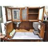 Image 2 : ANTIQUE OAK HOOSIER W/FROSTED GLASS WINDOWS C.1910