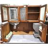 Image 3 : ANTIQUE OAK HOOSIER W/FROSTED GLASS WINDOWS C.1910