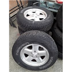 Set of 4 Nokian Vatiiva 235 70 16 All Season