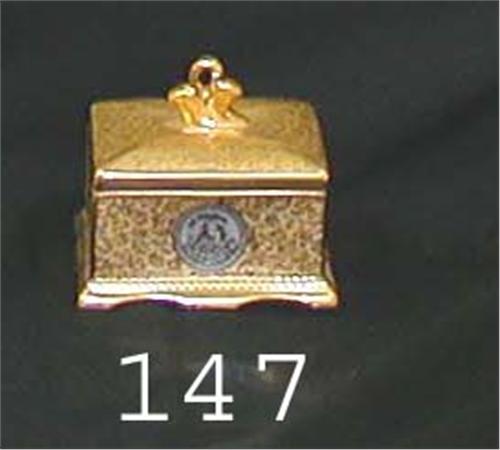 Le Mieux China 24k Gold Encrusted And Platinum Covered Cigarette Box 4 Tall And 5 Wide At Ba Le Mieux China 24k Gold Encrusted And Platinum Covered Cigarette Box 4 Tall And 5 Wide At Ba
