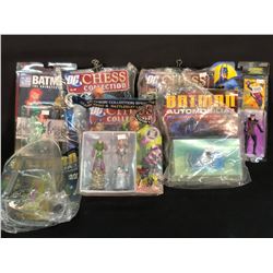 LOT OF MIXED FIGURINES INC. BATMAN AND OTHER DC CHARACTERS