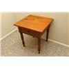 Image 1 : 19th Century American Cherry Side Table with One Drawer