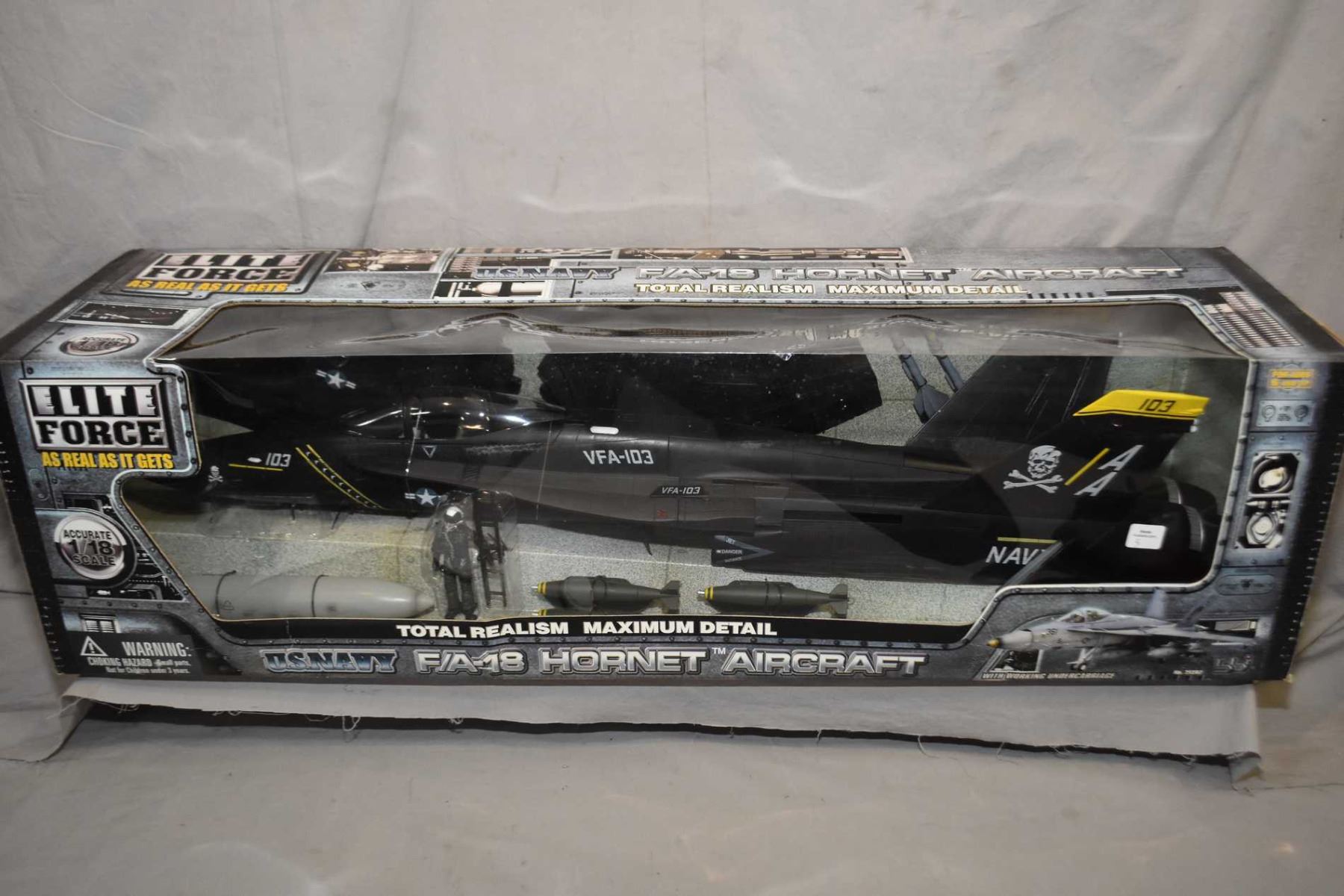 Elite Force 1:18th scale die cast "U.S. Navy F/A-18 Hornet Aircraft