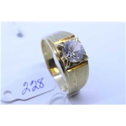 Gent's 14kt yellow gold solitaire ring set with synthetic diamond